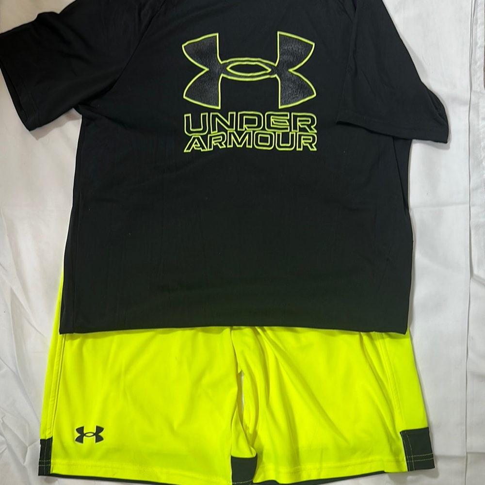 Under Armour Black and Yellow Athletic Matching Set